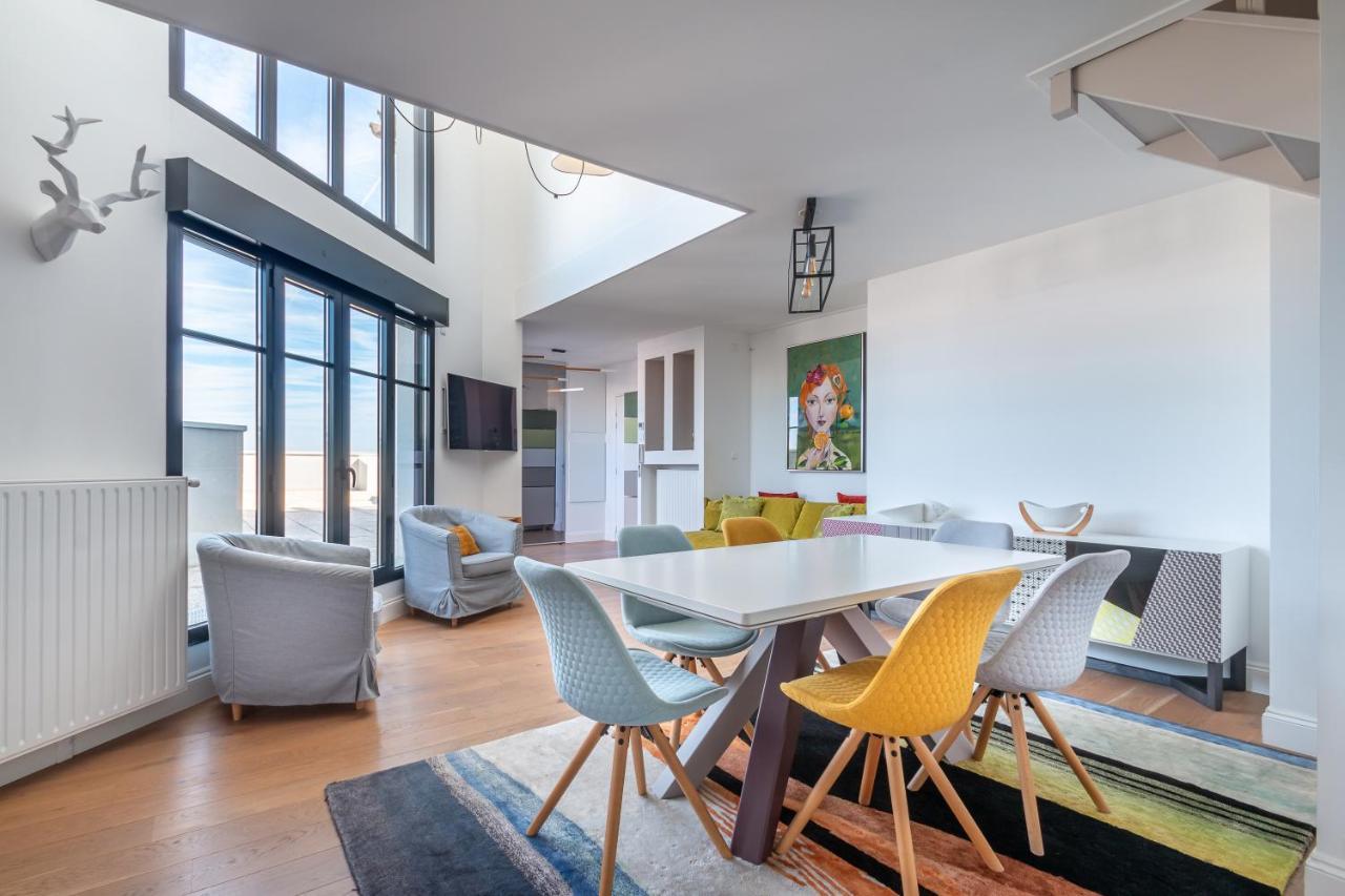 Penthouse Luxe Disneyland Paris シェシー エクステリア 写真