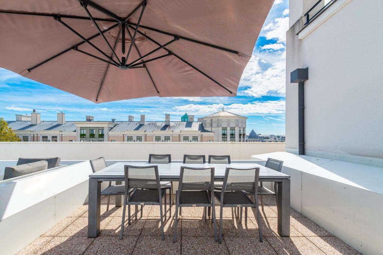 Penthouse Luxe Disneyland Paris シェシー エクステリア 写真