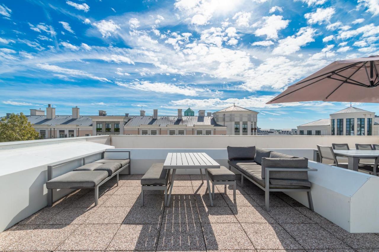 Penthouse Luxe Disneyland Paris シェシー エクステリア 写真